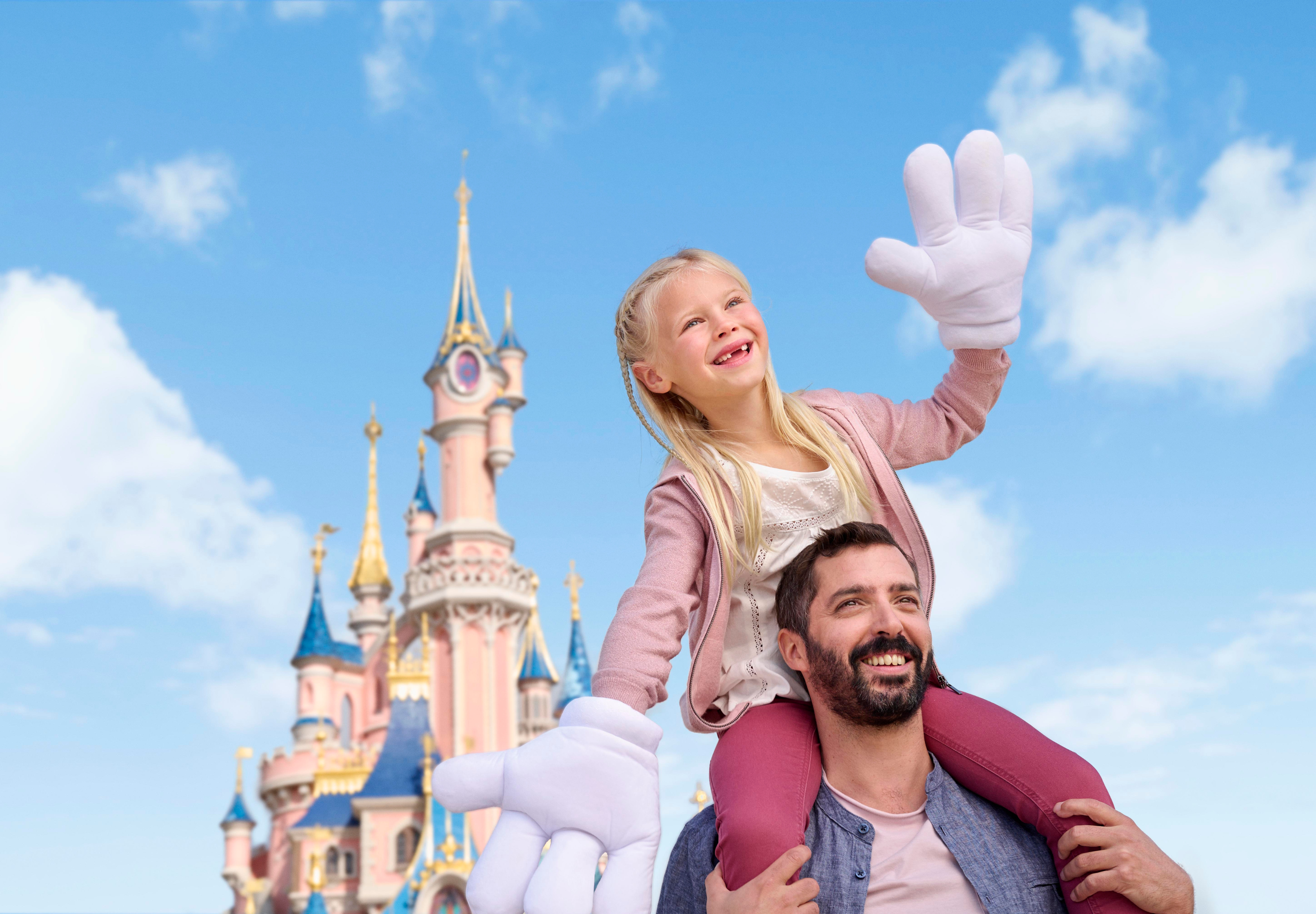 MagicBreaks Free Shuttle Service carousel banner